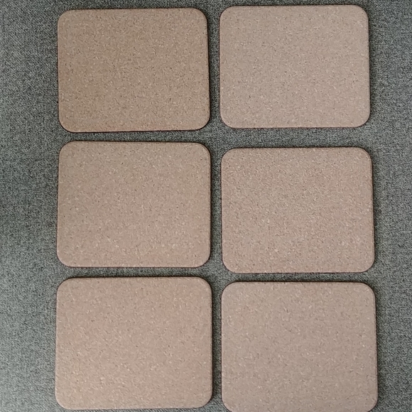 "Jason coasters" set of 6, The bottom box is missing.There is only top one. - Picture 9 of 10